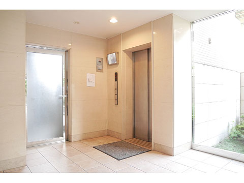 ロビー　EVホール