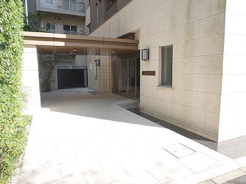 エントランス　R0070823