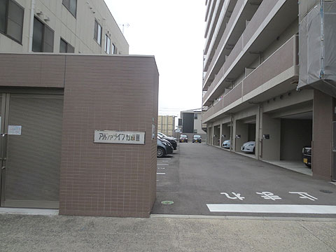 エントランス　エントランス