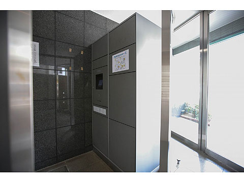 エントランス 宅配ボックス