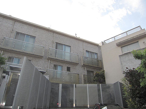 現地外観写真　ベルヴィ―タ学芸大学外観