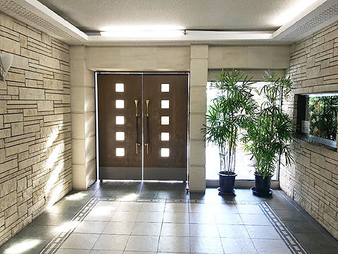 エントランス　エントランスホール