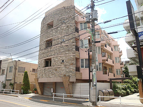 現地外観写真　外観（北西側より撮影）