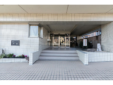 エントランス　■エントランス