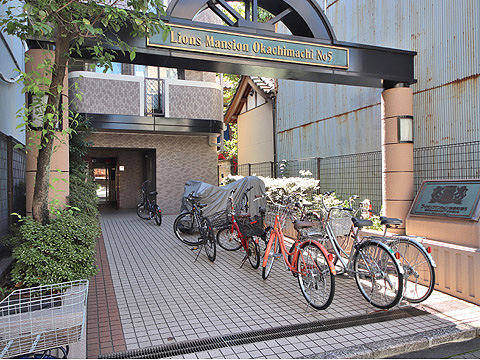 エントランス　