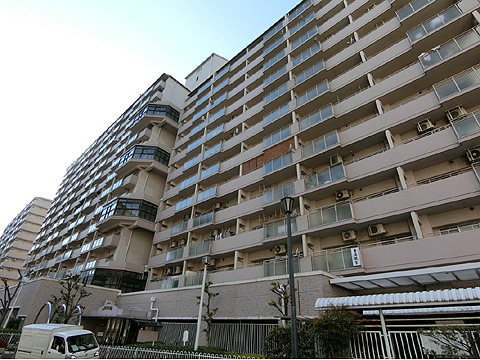 現地外観写真　あべのマルシェ東棟外観