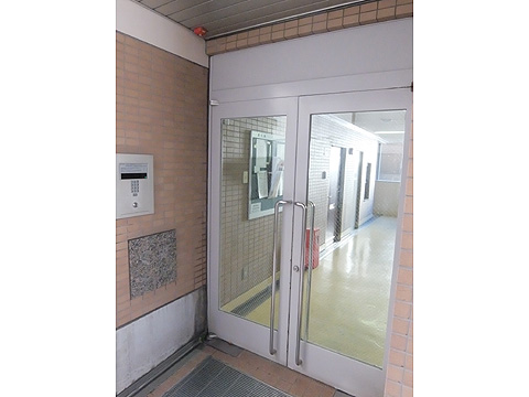 エントランス　オートロック付エントランス