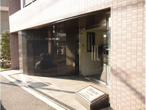 現地外観写真　エントランス1