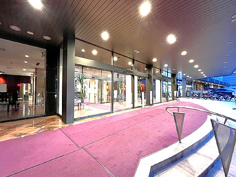 エントランス　エントランス