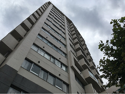 現地外観写真　建物外観２