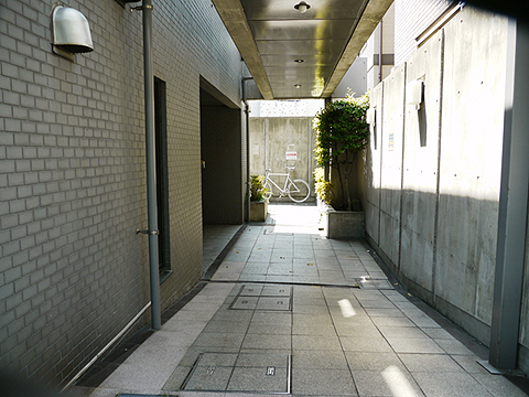 その他共用部　エントランス2