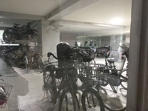 駐車場　駐輪場