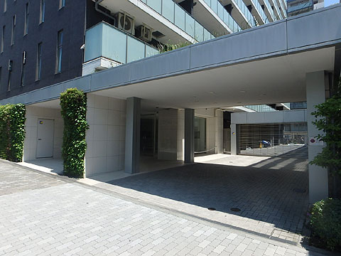 エントランス　P5290144