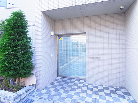 その他共用部　駐輪場入口
