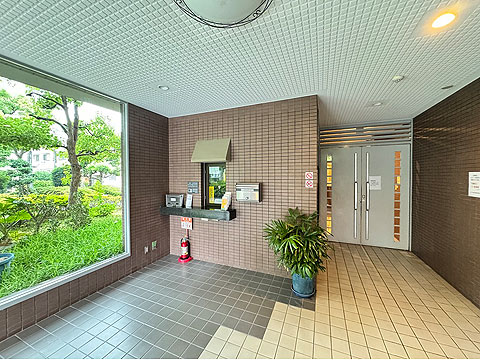 エントランス　