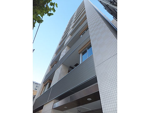 現地外観写真　マンション外観２