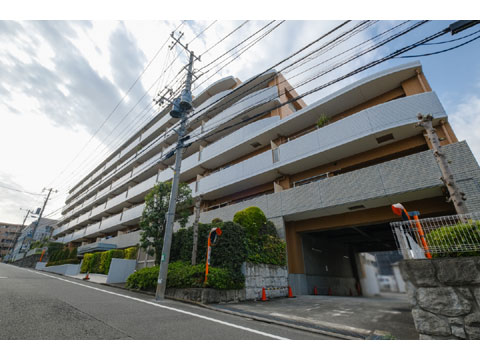 現地外観写真　ライオンズヒルズ多摩永山弐番館-5