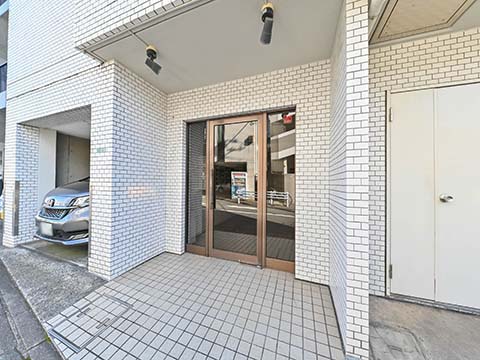 エントランス　