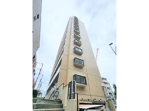 現地外観写真　建物外観