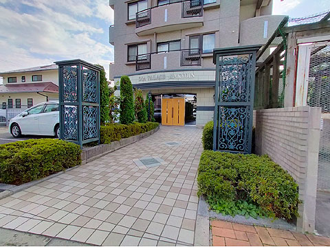エントランス　