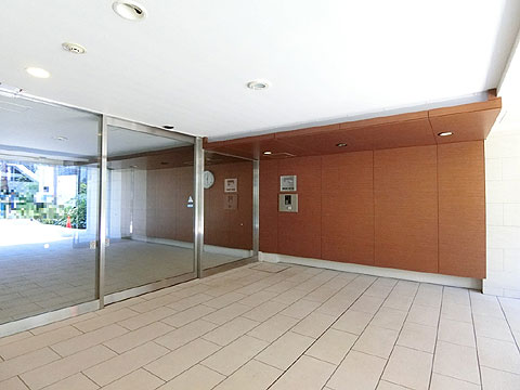 エントランス　風除室