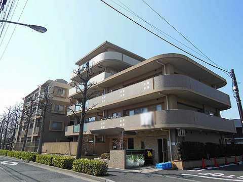 その他共用部　ＥＶへ向かう１階廊下です
