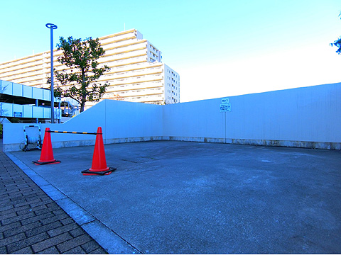 駐車場　CIMG0655