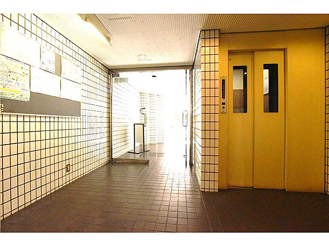エントランス　エントランスホール