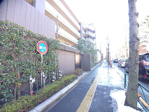 その他共用部　前面道路