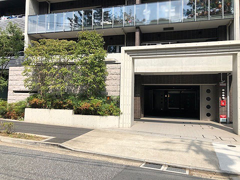 エントランス　12