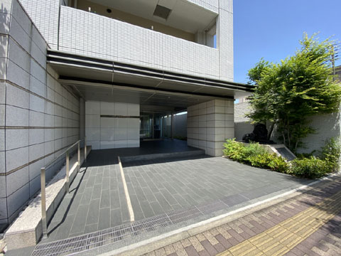 エントランス　