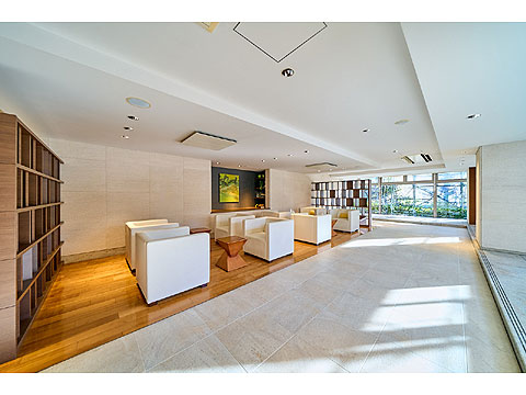 ロビー　ラウンジ