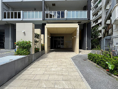 エントランス　IMG_4961